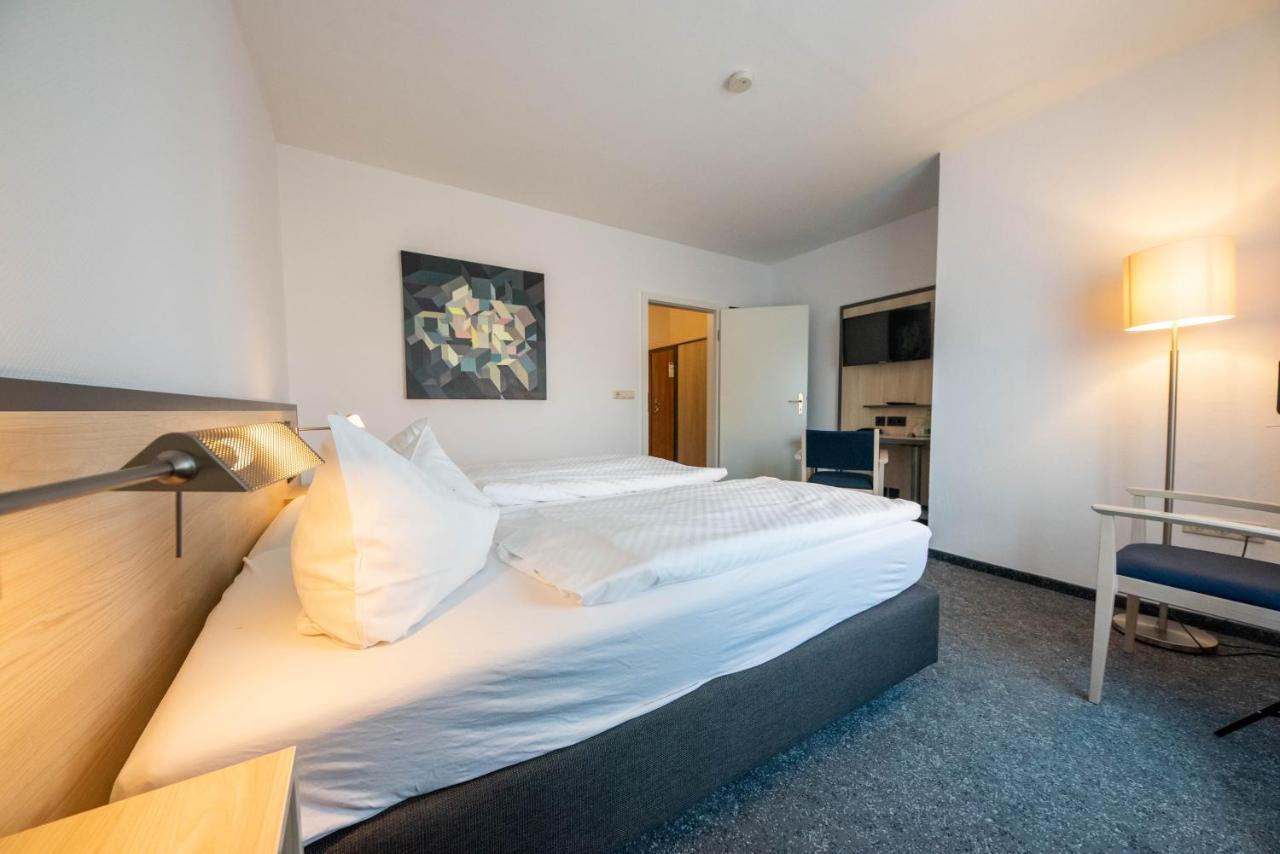 Dessau-Rosslau Hotel 7 Saeulen Gmbh מראה חיצוני תמונה
