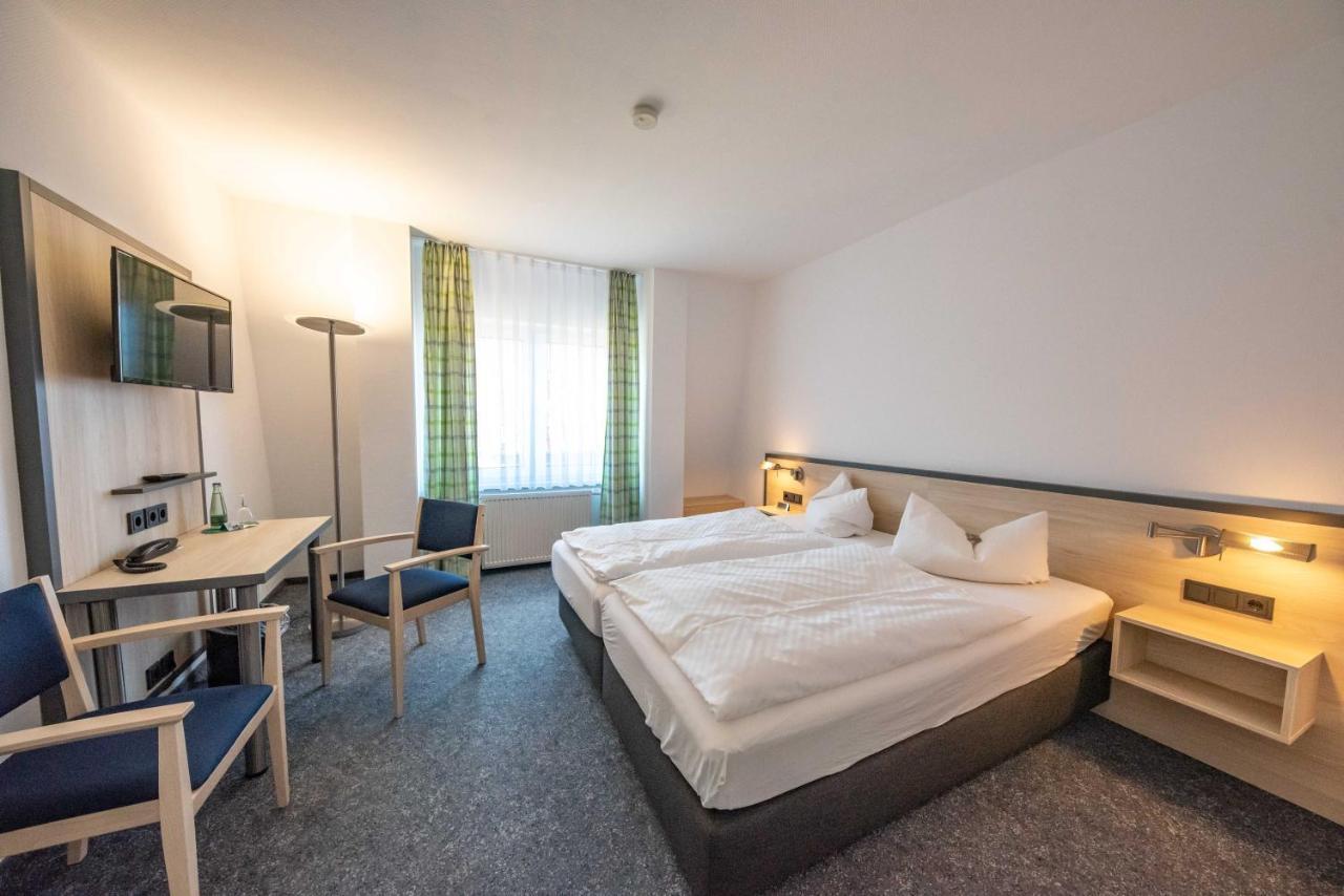 Dessau-Rosslau Hotel 7 Saeulen Gmbh מראה חיצוני תמונה