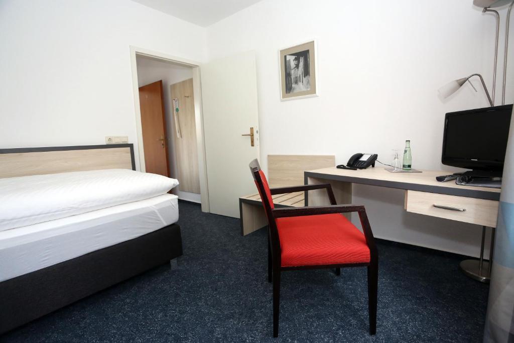 Dessau-Rosslau Hotel 7 Saeulen Gmbh מראה חיצוני תמונה